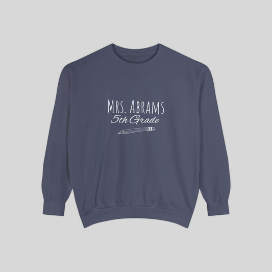 Personalized Teacher Sweatshirt, Teacher and Grade Personalized Crewneck Sweater, First Day of School Sweater, Unisex Crewneck Sweater.