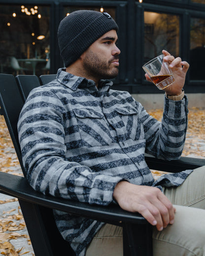 MuskOx Grand Flannel | 8.9oz Heavyweight | Charcoal Gingham