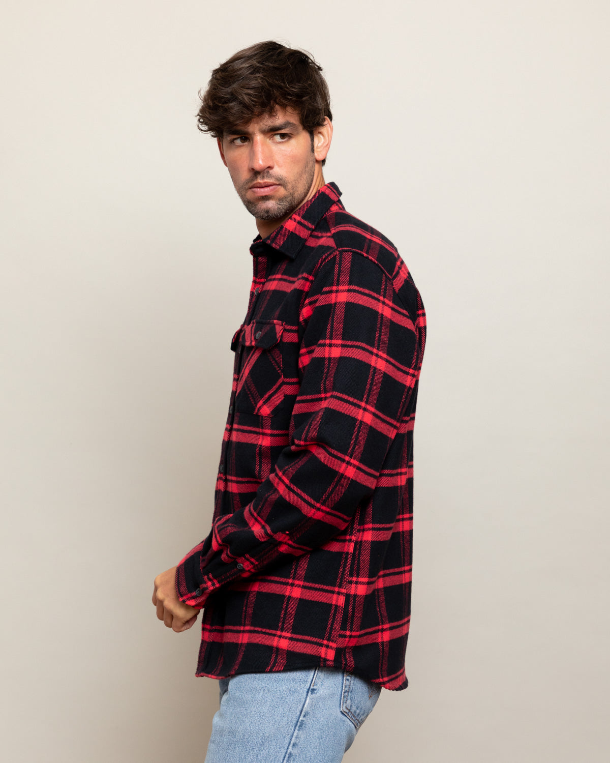 MuskOx Field Grand Flannel | 8.2oz High-Density Cotton | Black/Red