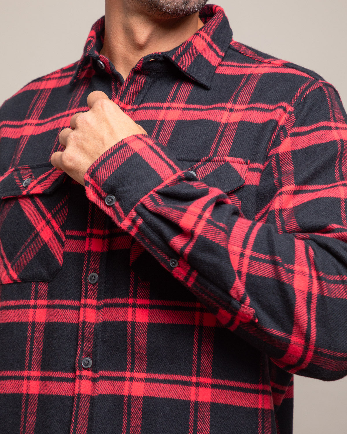 MuskOx Field Grand Flannel | 8.2oz High-Density Cotton | Black/Red