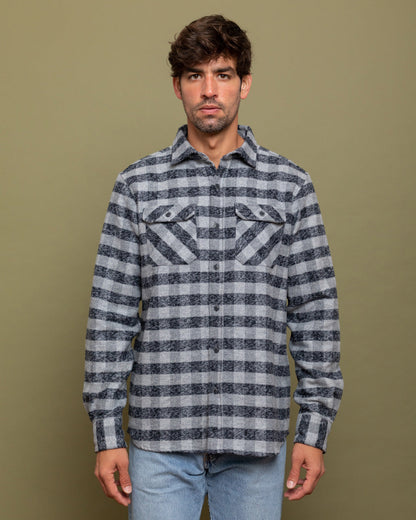 MuskOx Grand Flannel | 8.9oz Heavyweight | Charcoal Gingham