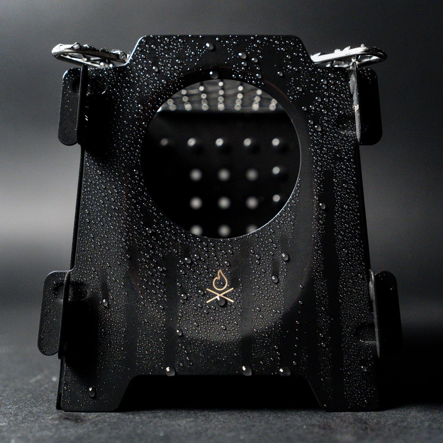 The Stöker Stove by Überleben in black.