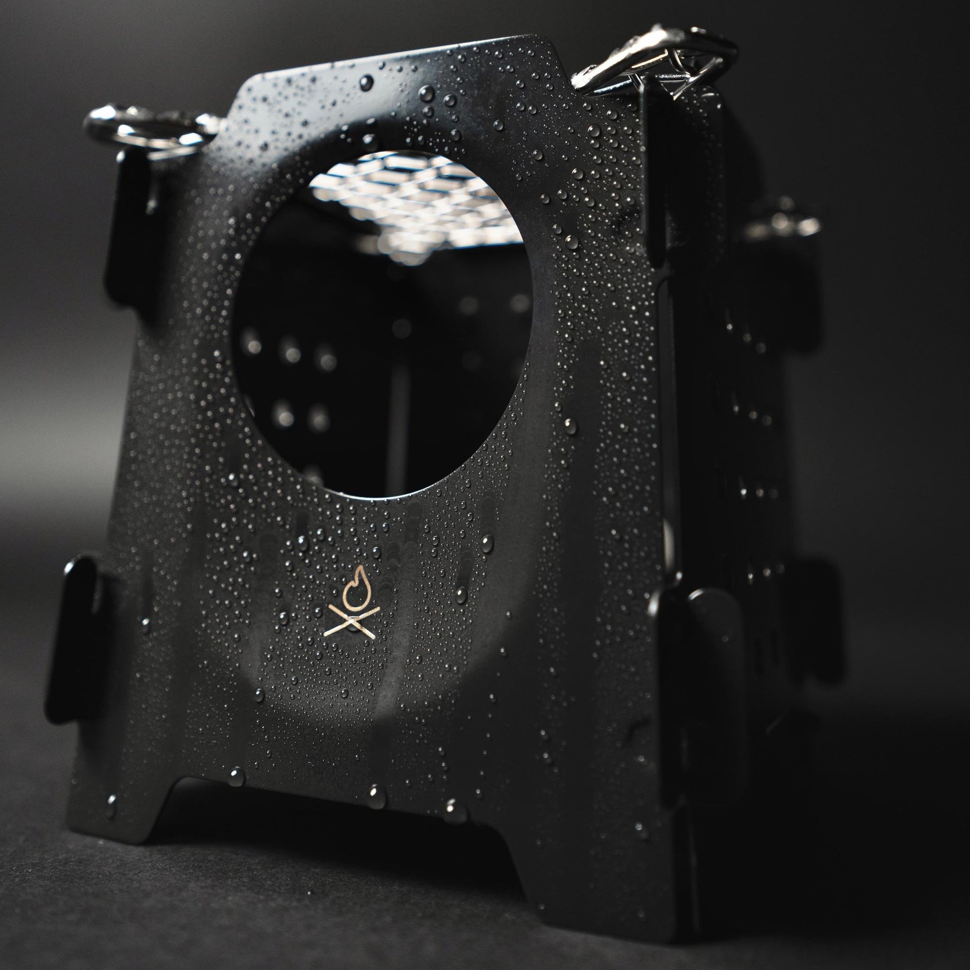 The Stöker Stove by Überleben in black.